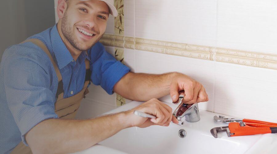 Handle or spout repair in Engadine, MI